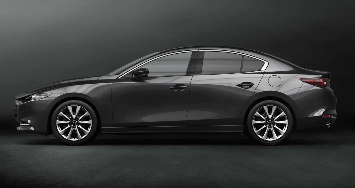 MAZDA3 セダン