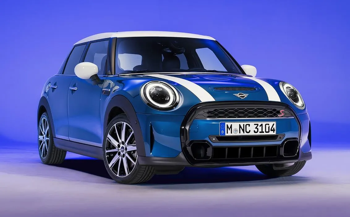 MINI 5ドア