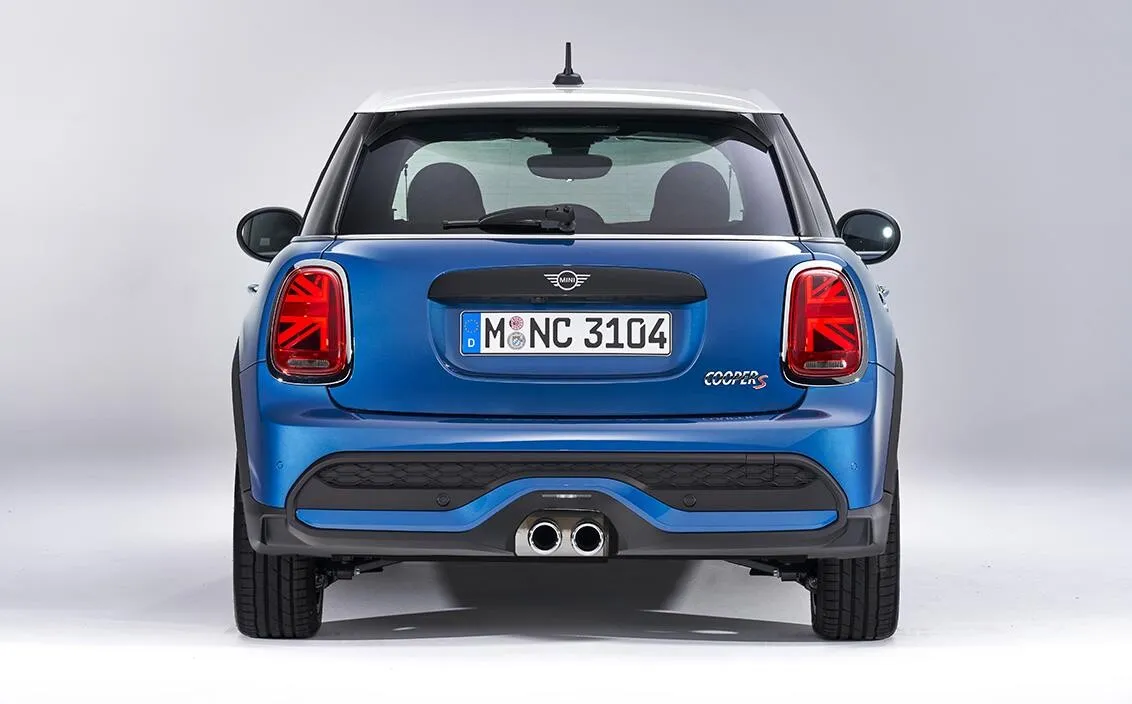MINI 5ドア