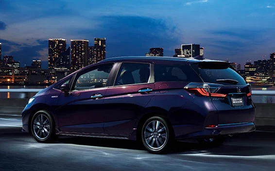 シャトル
